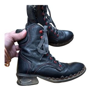 Rovers 6.5M Black Leather Lace Up Boots
